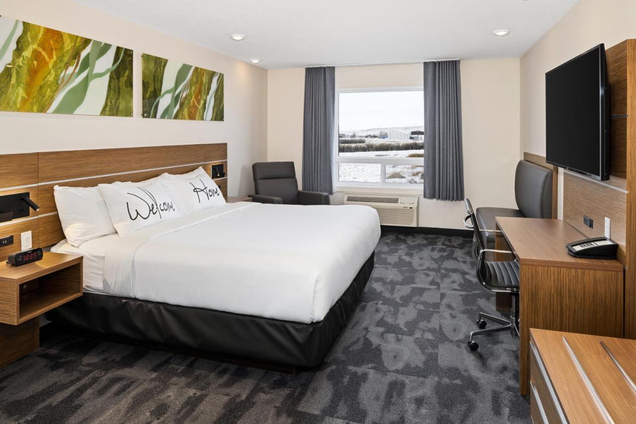 Home Inn & Suites - Swift Current Eksteriør bilde