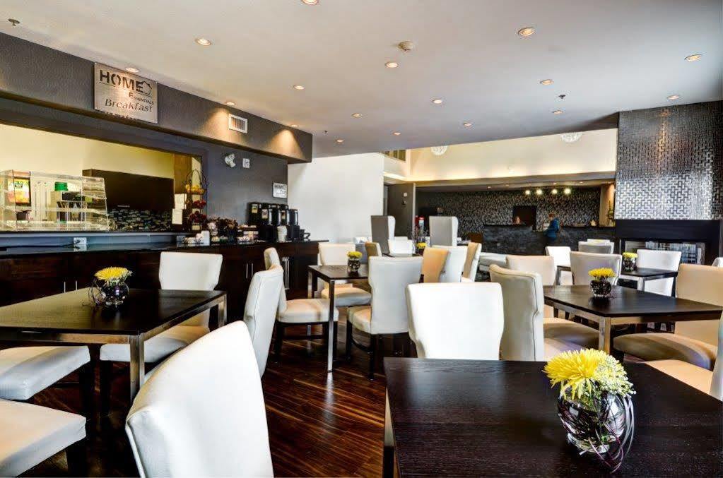 Home Inn & Suites - Swift Current Eksteriør bilde